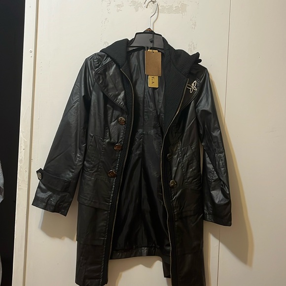 Jacket. - Picture 2 of 6